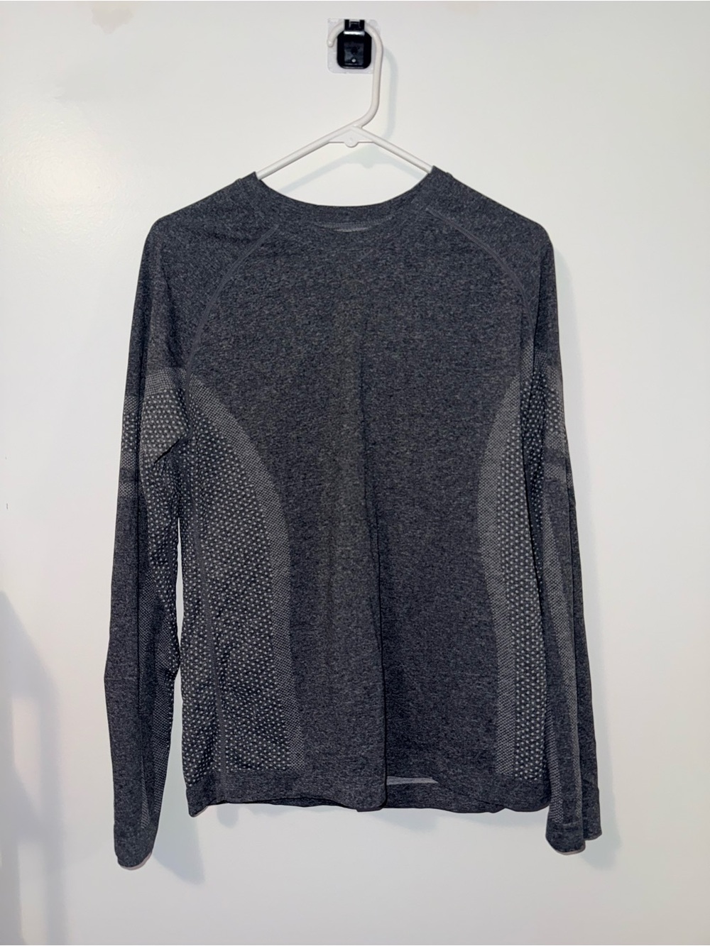 Figs women’s Long-Sleeve seamless under scrub Charcoal Gray XL